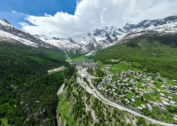 Helles, Chalet-Stil Apartment Mit Allalinblick